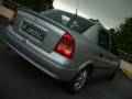 Opel Astra -